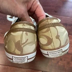 Coach | Shoes | Coach Dee Tan Brown Logo Lace Up Sneakers Trainers 95 ...